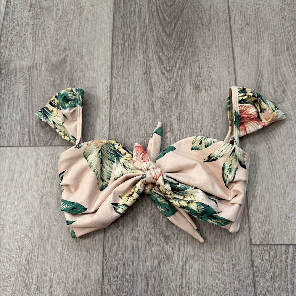 Montce Swim Cabana Floral Bikini Top - Picture 3 of 4